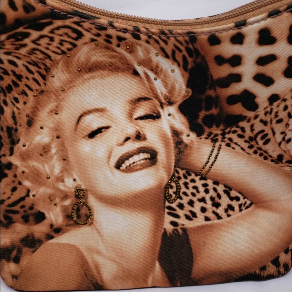 Marilyn Monroe Hand Bag - Picture 5 of 6